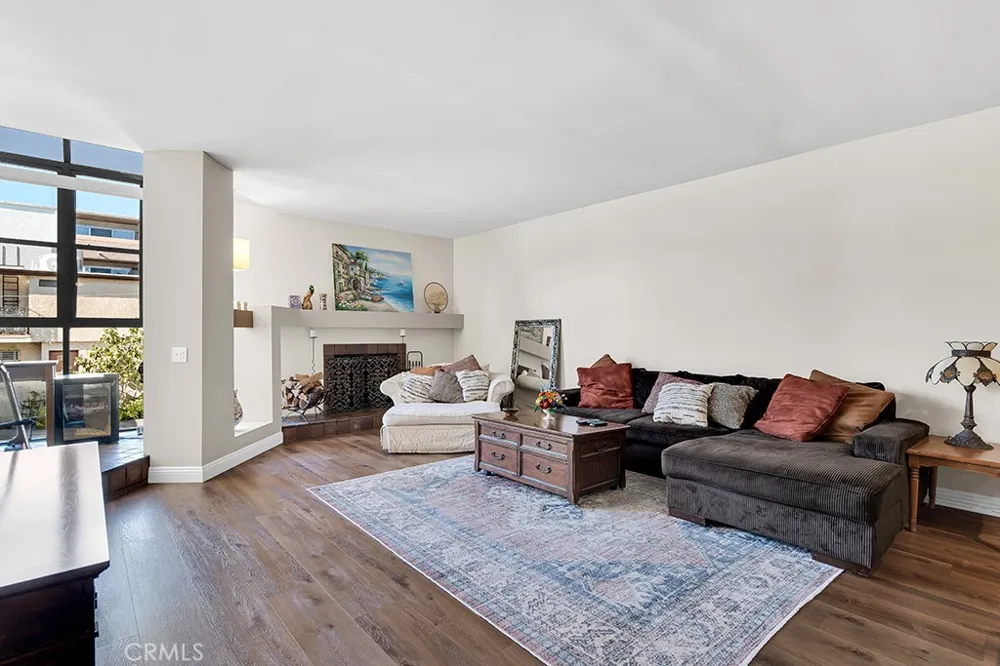 5230 Bellingham #7 Valley Village, CA 91607