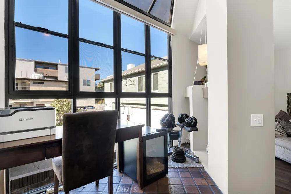 5230 Bellingham #7 Valley Village, CA 91607