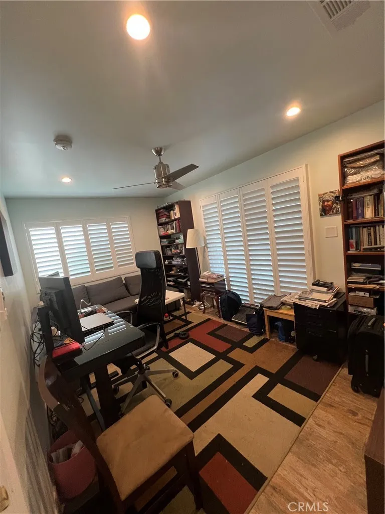 9855 Mcbroom Street Shadow Hills, CA 91040