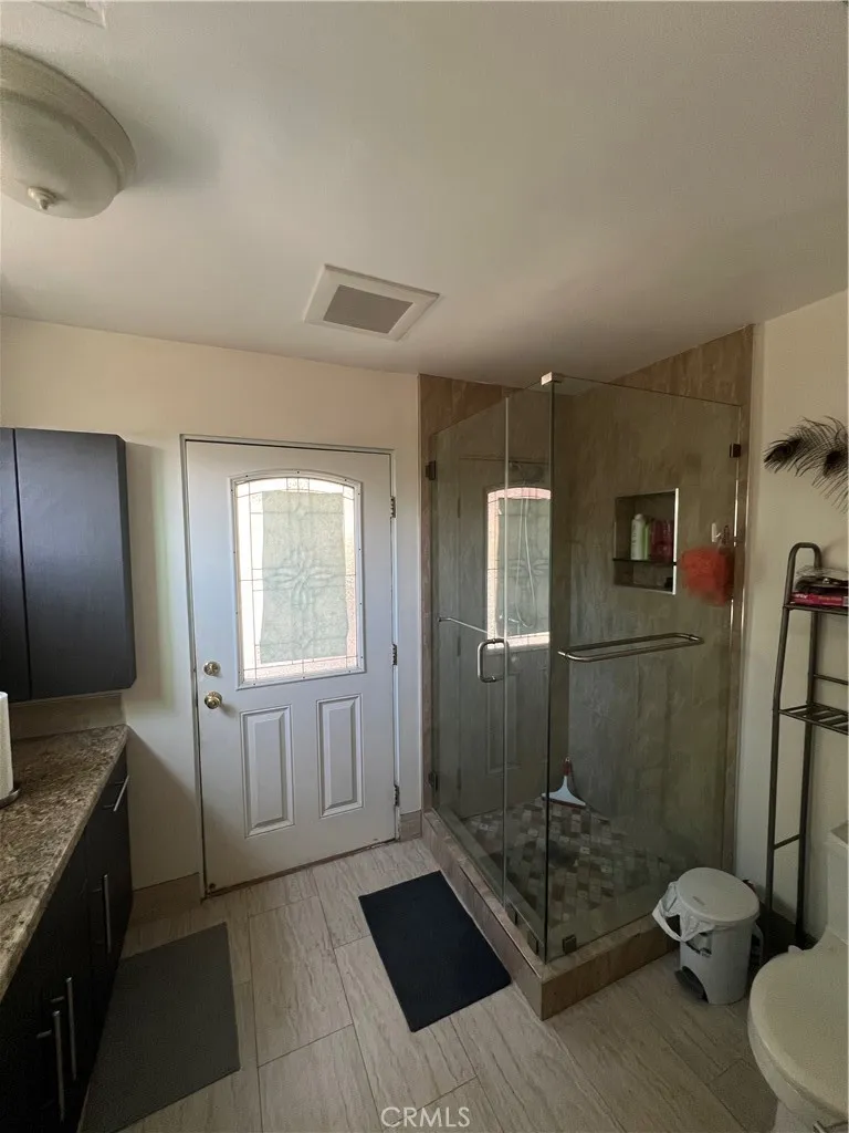9855 Mcbroom Street Shadow Hills, CA 91040