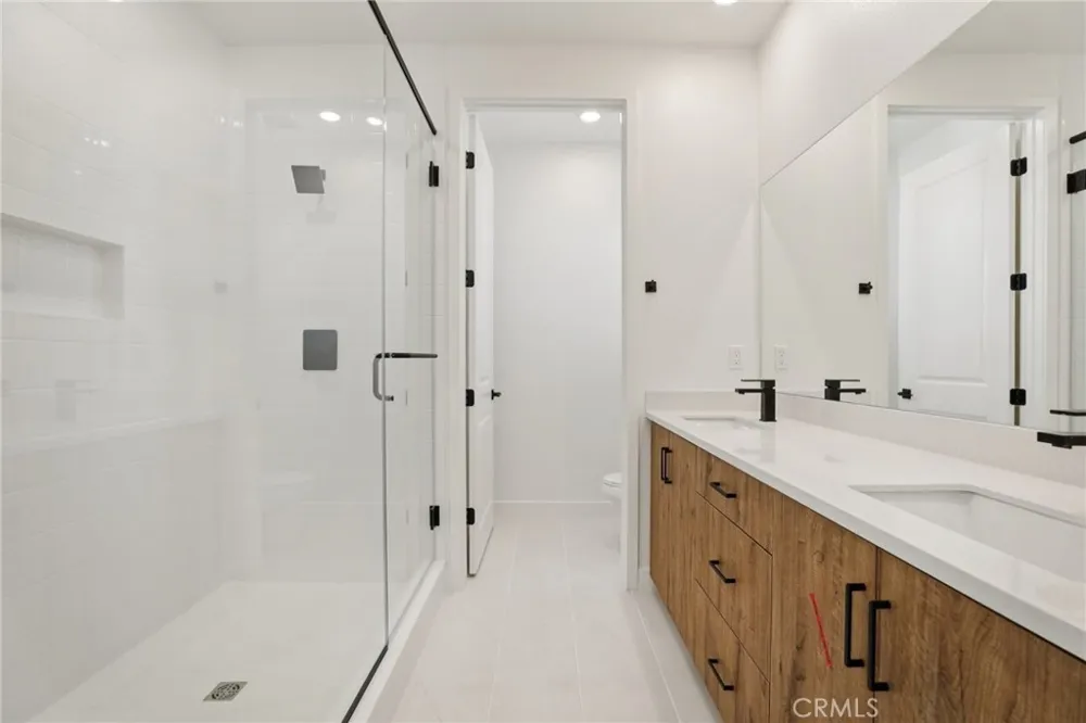 1693 Coral Sea Lane San Pedro, CA 90732