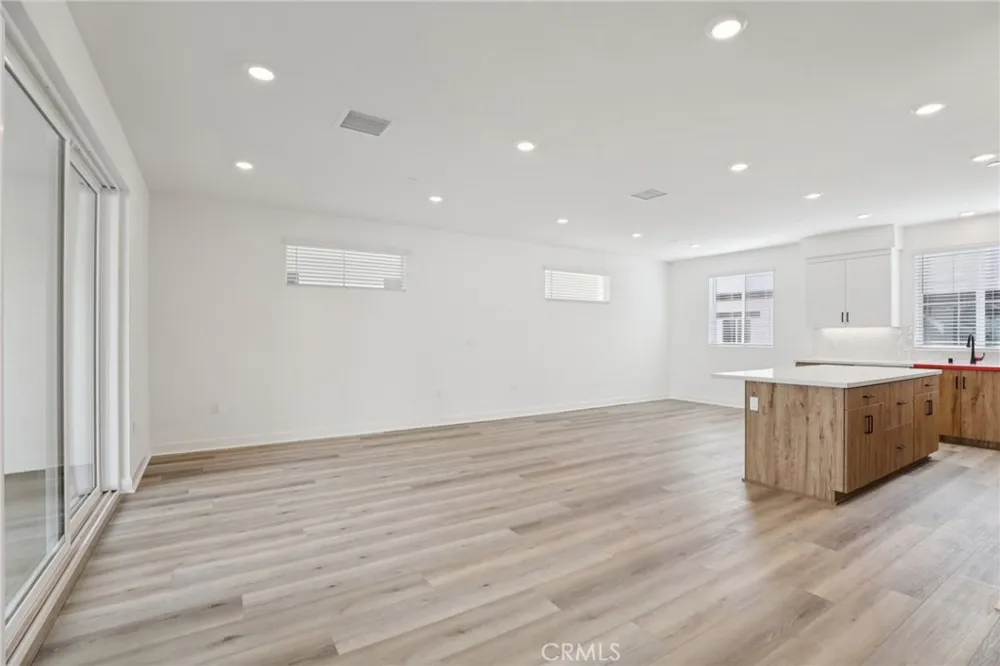 1693 Coral Sea Lane San Pedro, CA 90732