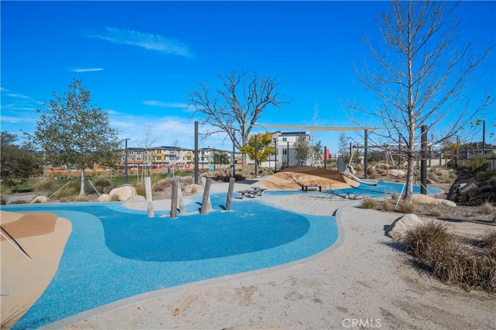 27105 Valley Oak Valencia, CA 91381