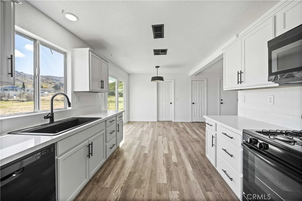 40054 Ridgemist Street Palmdale, CA 93591