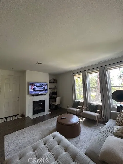 18002 Flynn #6208 Canyon Country, CA 91387