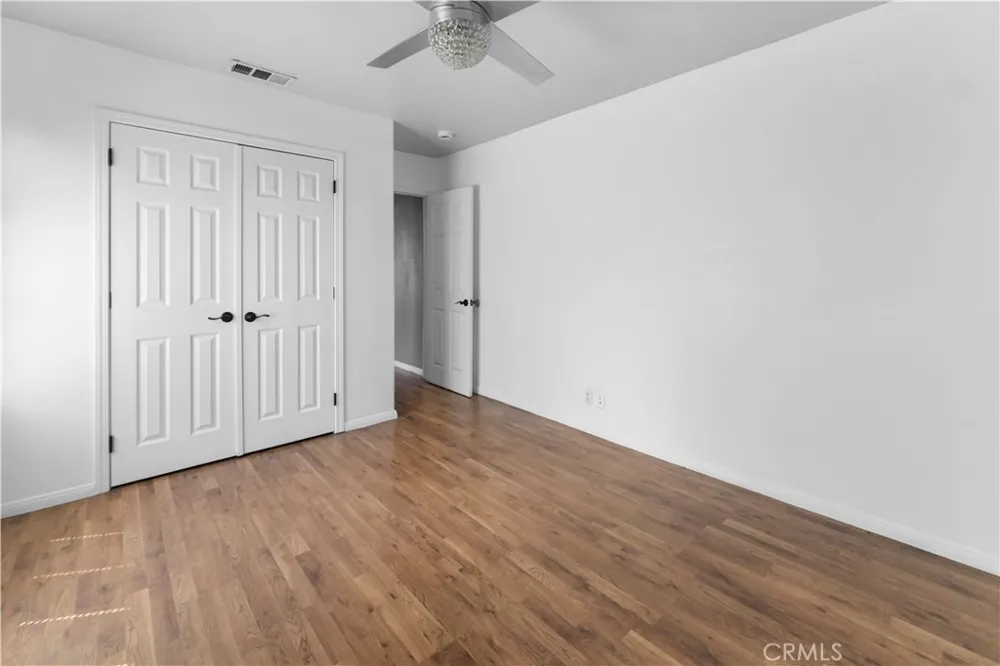 13902 S Zamora Compton, CA 90222