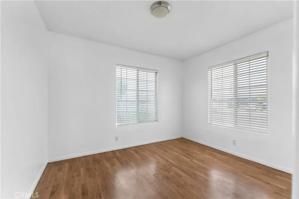13902 S Zamora Compton, CA 90222