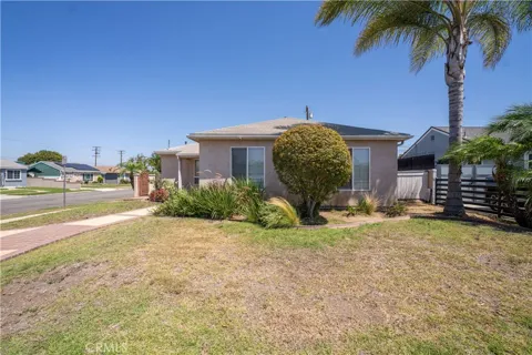 13902 S Zamora
