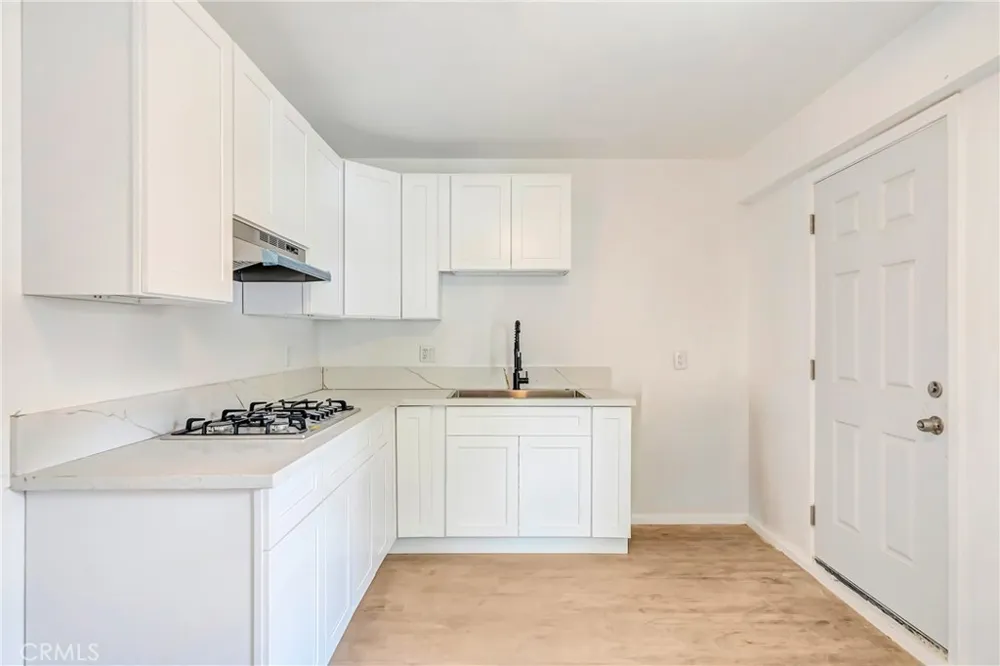 45136 Loma Vista Lancaster, CA 93535
