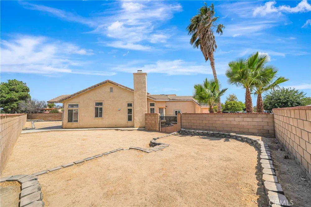 45136 Loma Vista Lancaster, CA 93535