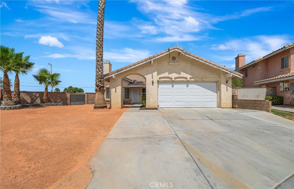 45136 Loma Vista Lancaster, CA 93535
