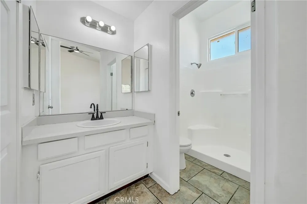 45136 Loma Vista Lancaster, CA 93535