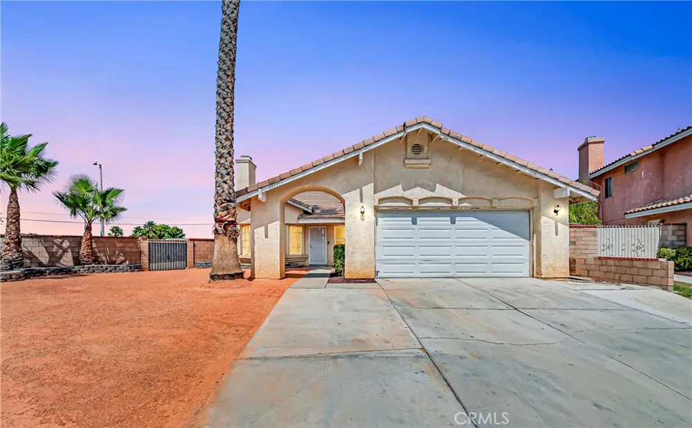 45136 Loma Vista Lancaster, CA 93535