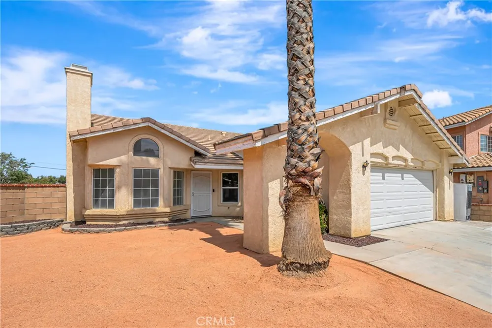 45136 Loma Vista Lancaster, CA 93535