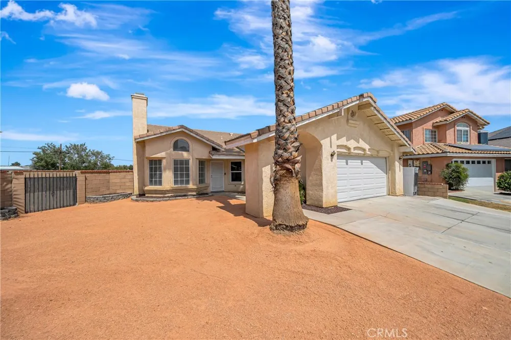 45136 Loma Vista Lancaster, CA 93535