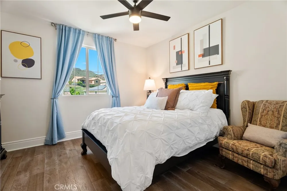 24347 W Stone Bend West Hills, CA 91304