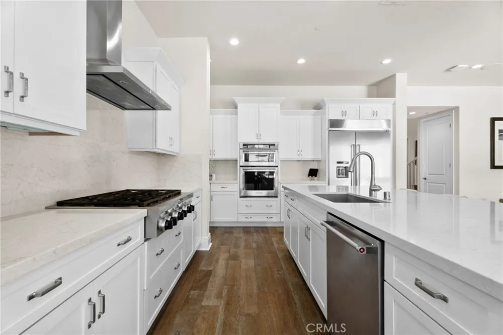 24347 W Stone Bend West Hills, CA 91304