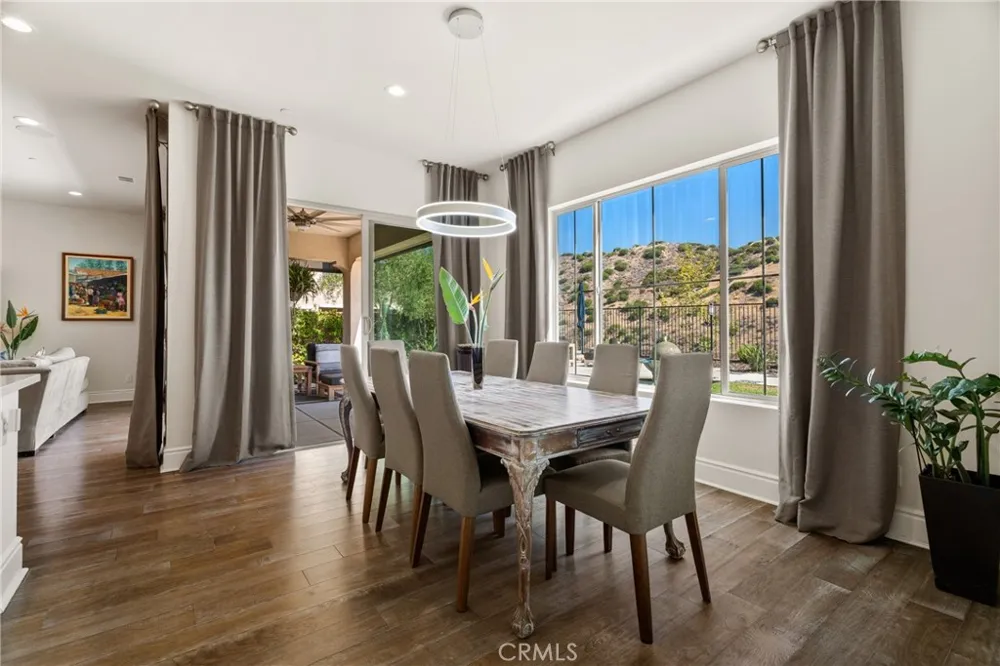 24347 W Stone Bend West Hills, CA 91304