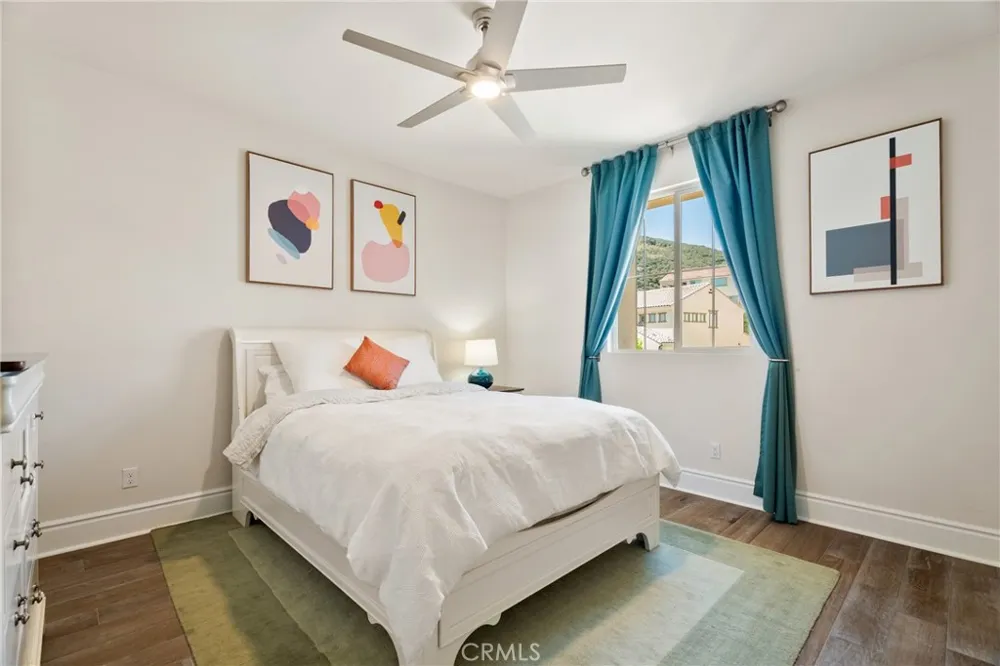 24347 W Stone Bend West Hills, CA 91304