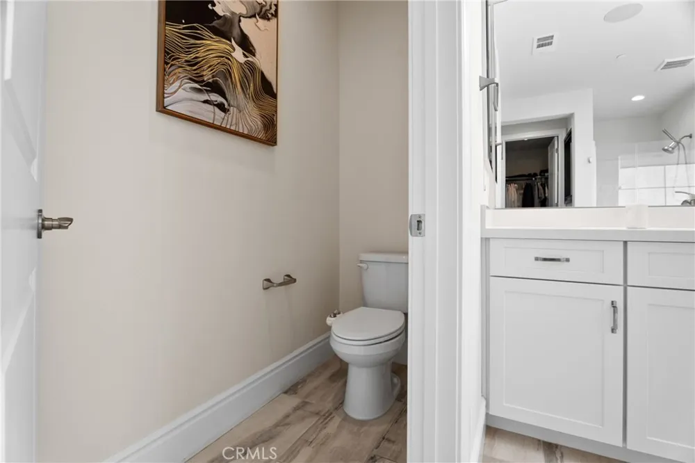 24347 W Stone Bend West Hills, CA 91304