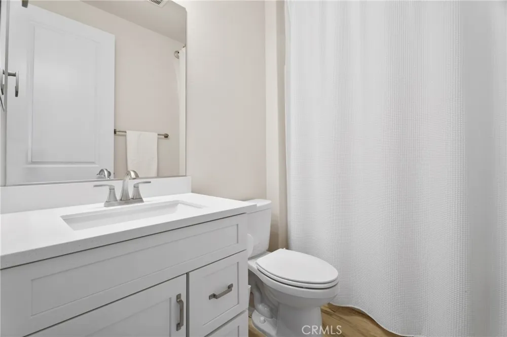 24347 W Stone Bend West Hills, CA 91304