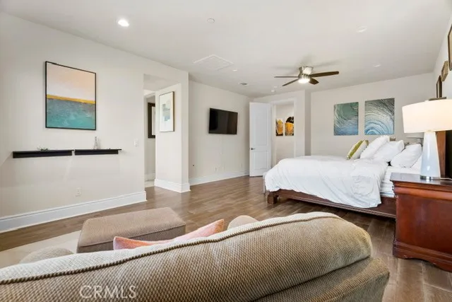 24347 W Stone Bend West Hills, CA 91304
