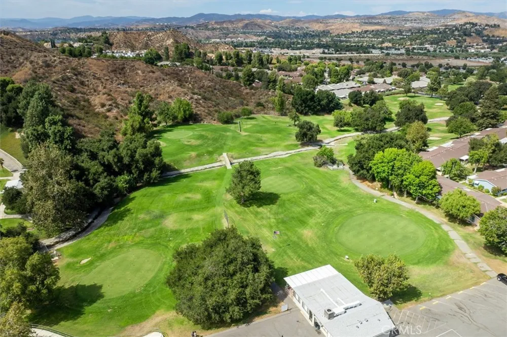 26838 Avenue Of The Oaks #C Newhall, CA 91321
