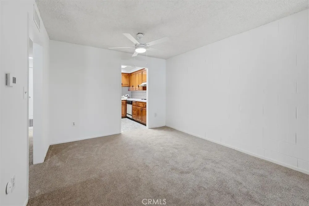26838 Avenue Of The Oaks #C Newhall, CA 91321