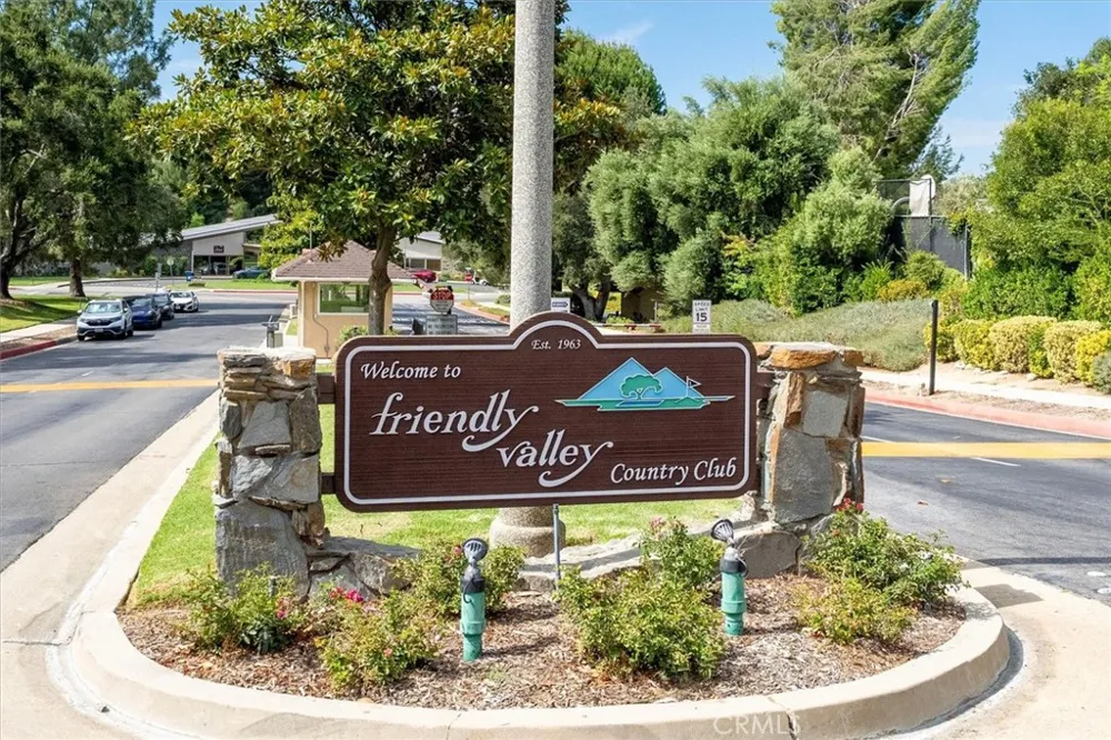 26838 Avenue Of The Oaks #C Newhall, CA 91321