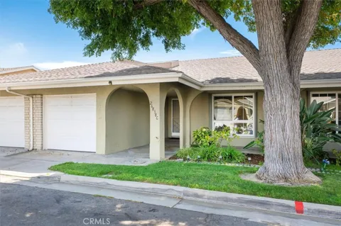 26838 Avenue Of The Oaks #C