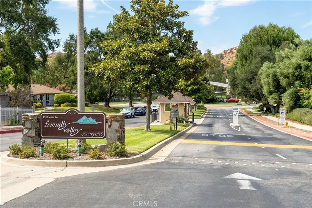 26838 Avenue Of The Oaks #C Newhall, CA 91321