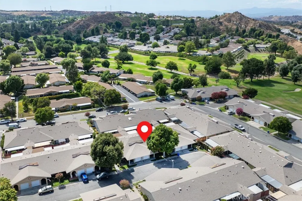 26838 Avenue Of The Oaks #C Newhall, CA 91321