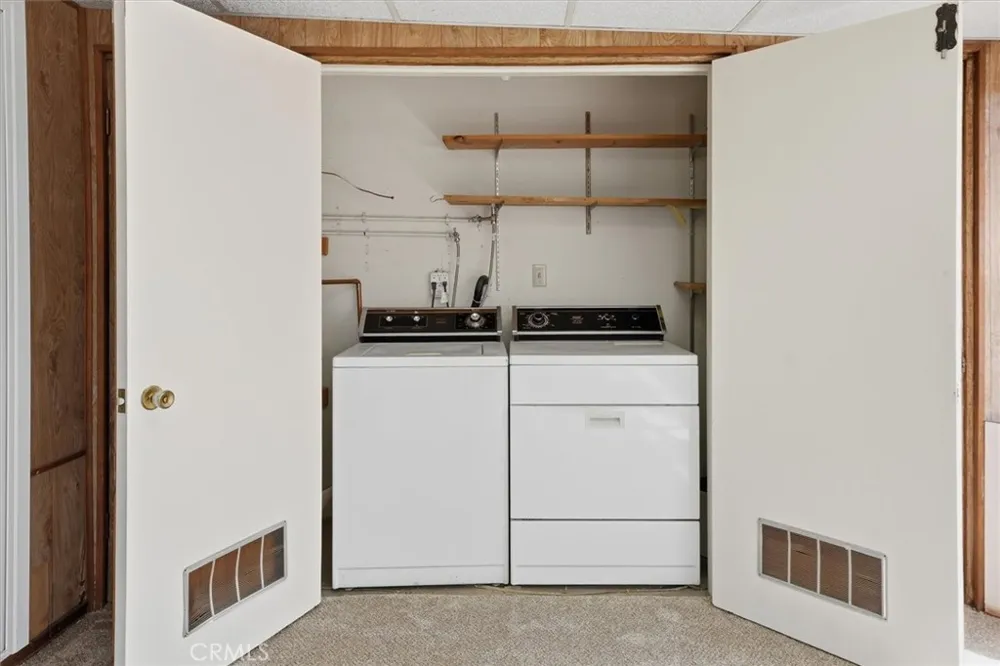 26838 Avenue Of The Oaks #C Newhall, CA 91321