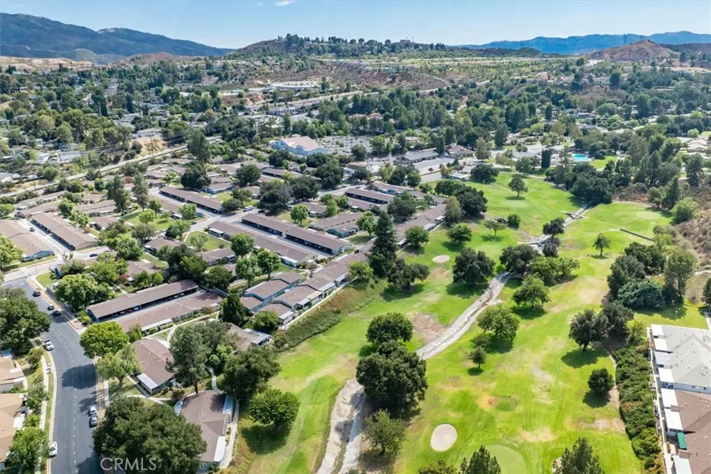 26838 Avenue Of The Oaks #C Newhall, CA 91321