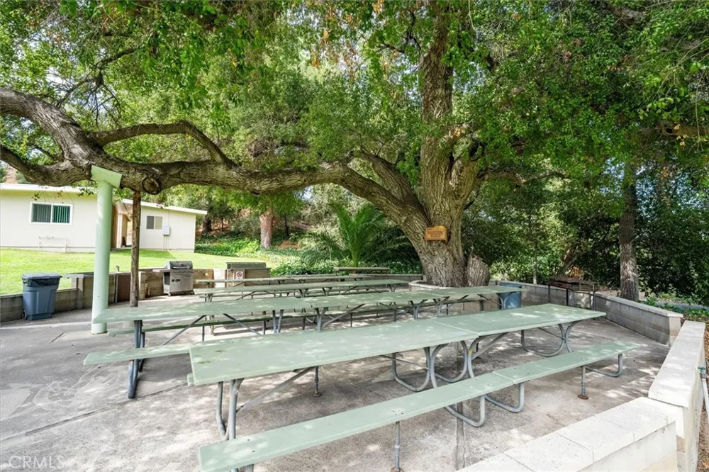 26838 Avenue Of The Oaks #C Newhall, CA 91321