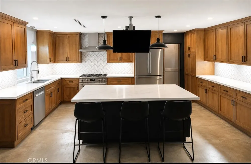 41910 60th W Quartz Hill, CA 93536