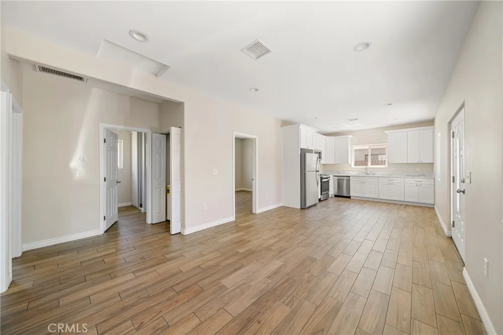 1421 Bonita La Verne, CA 91750