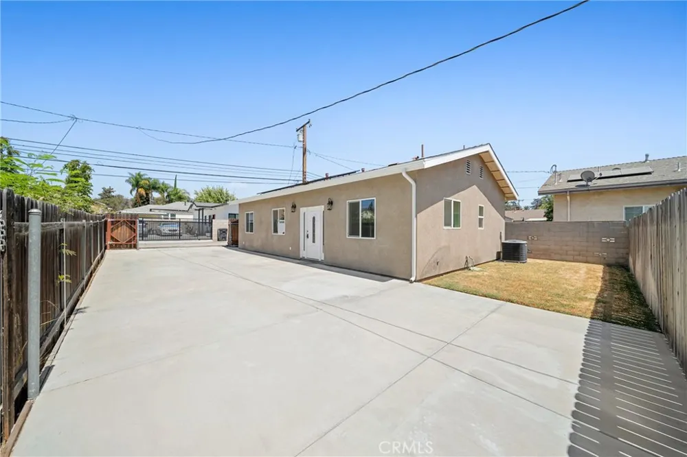1421 Bonita La Verne, CA 91750