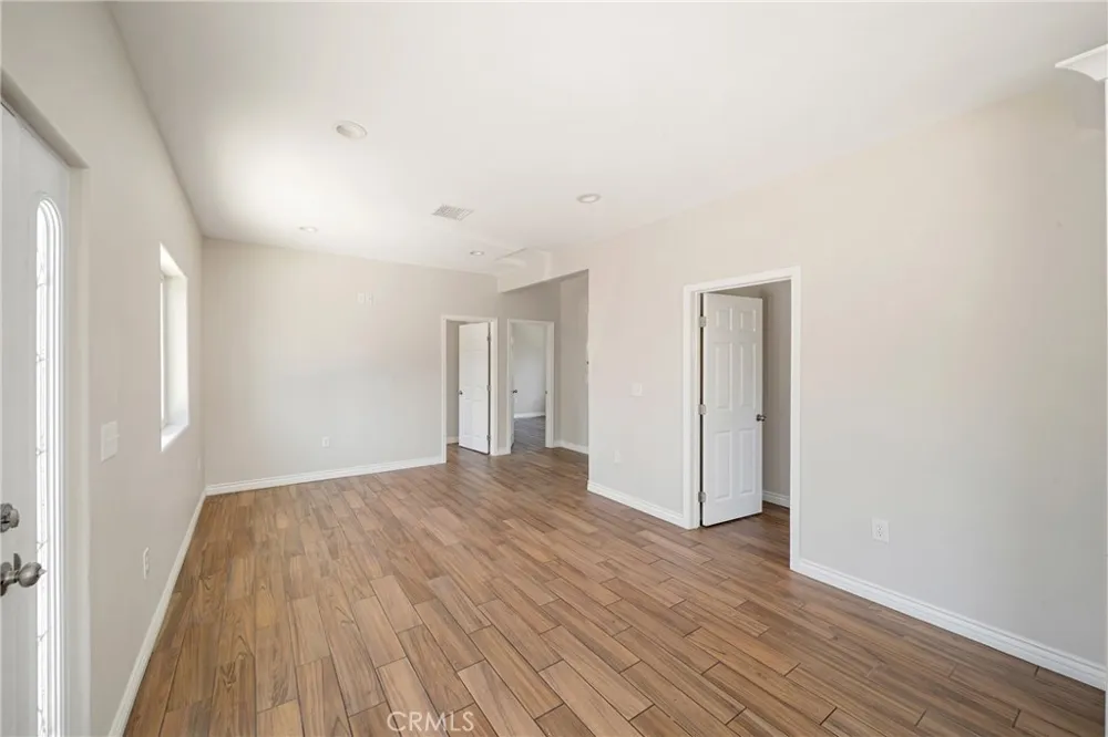 1421 Bonita La Verne, CA 91750