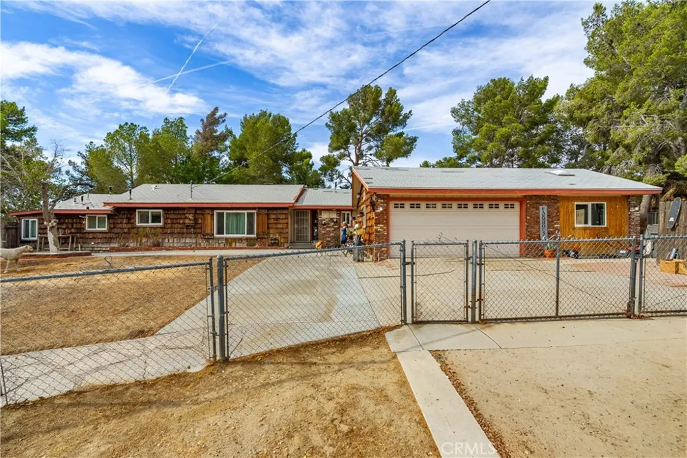 34920 Cheseboro Palmdale, CA 93552