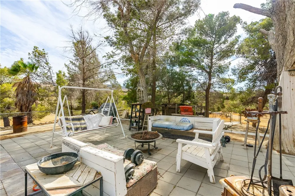 34920 Cheseboro Palmdale, CA 93552