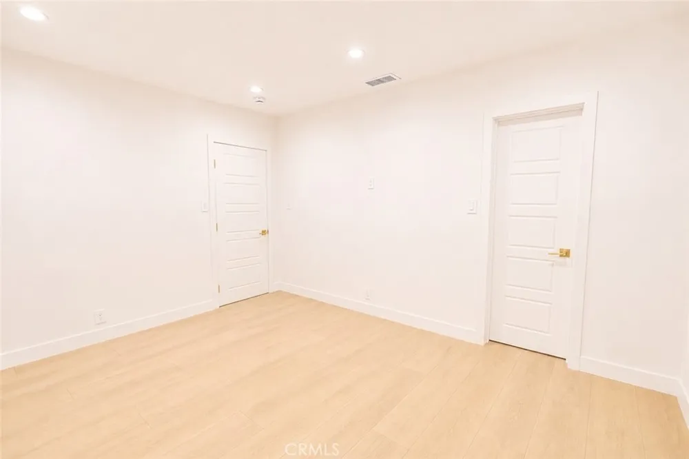 507 Bethany Burbank, CA 91504