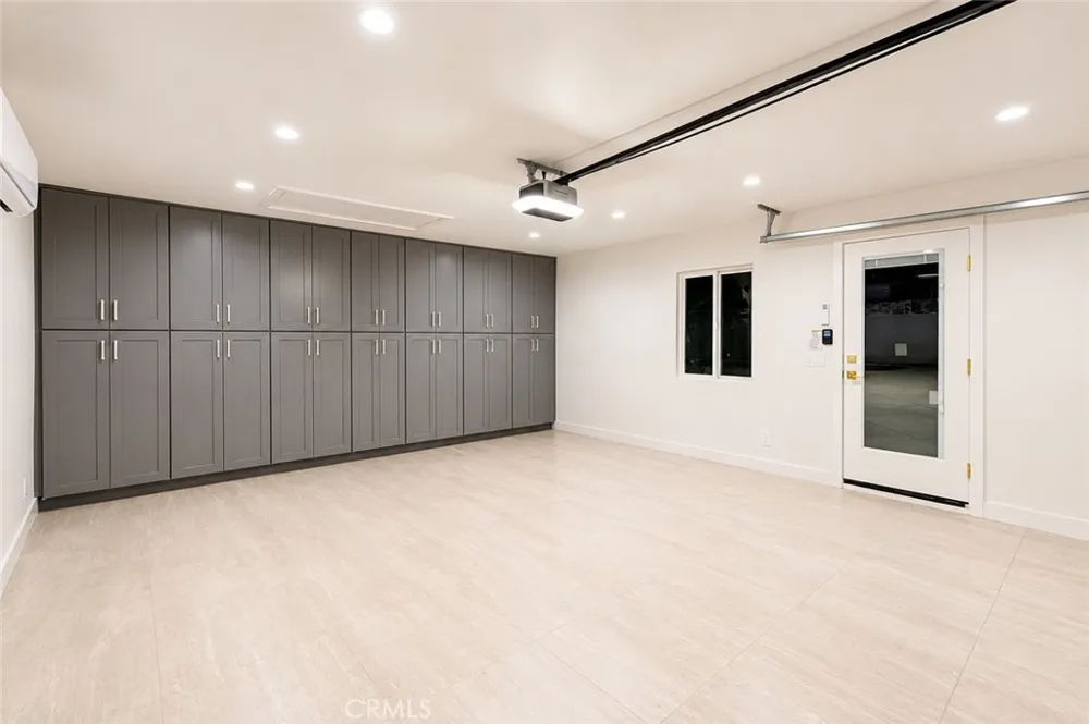 507 Bethany Burbank, CA 91504