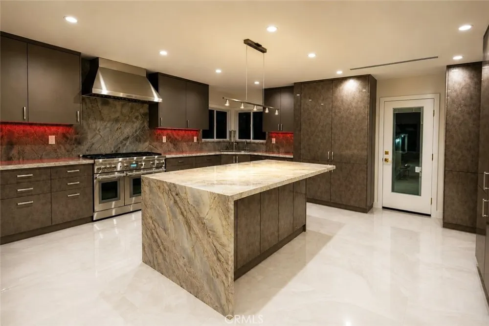 507 Bethany Burbank, CA 91504