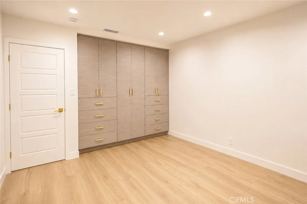 507 Bethany Burbank, CA 91504