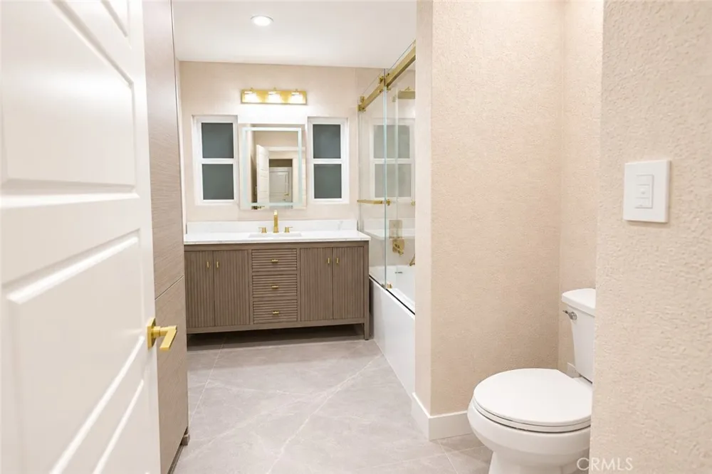 507 Bethany Burbank, CA 91504
