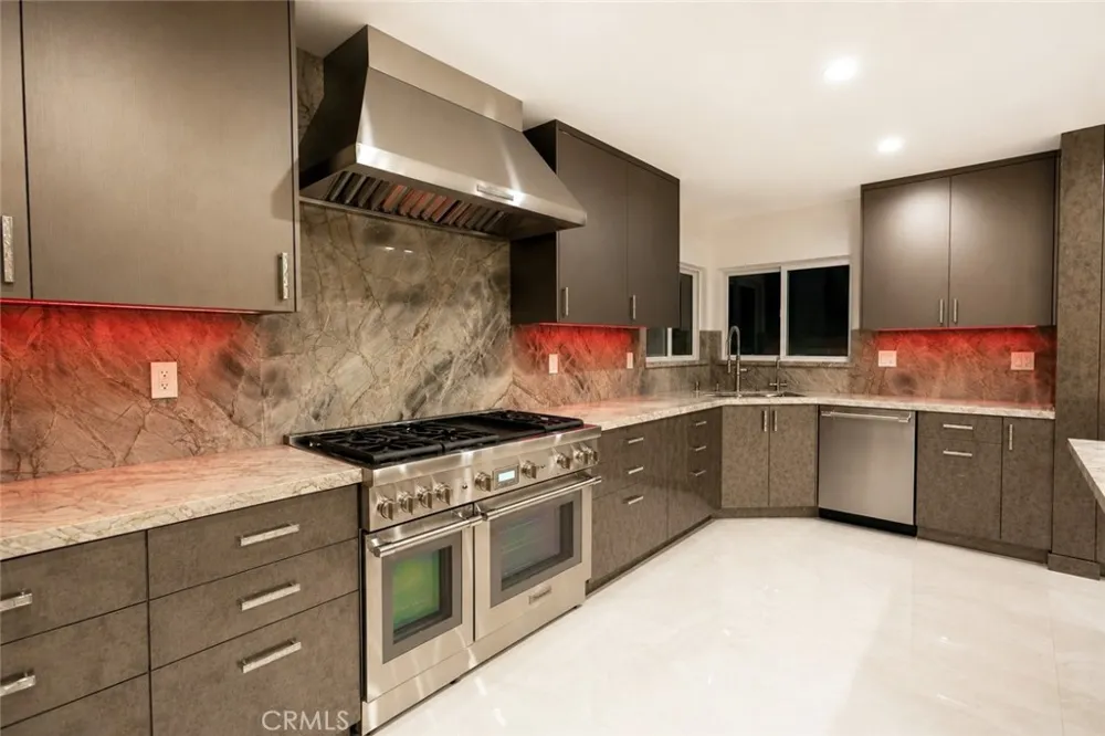 507 Bethany Burbank, CA 91504
