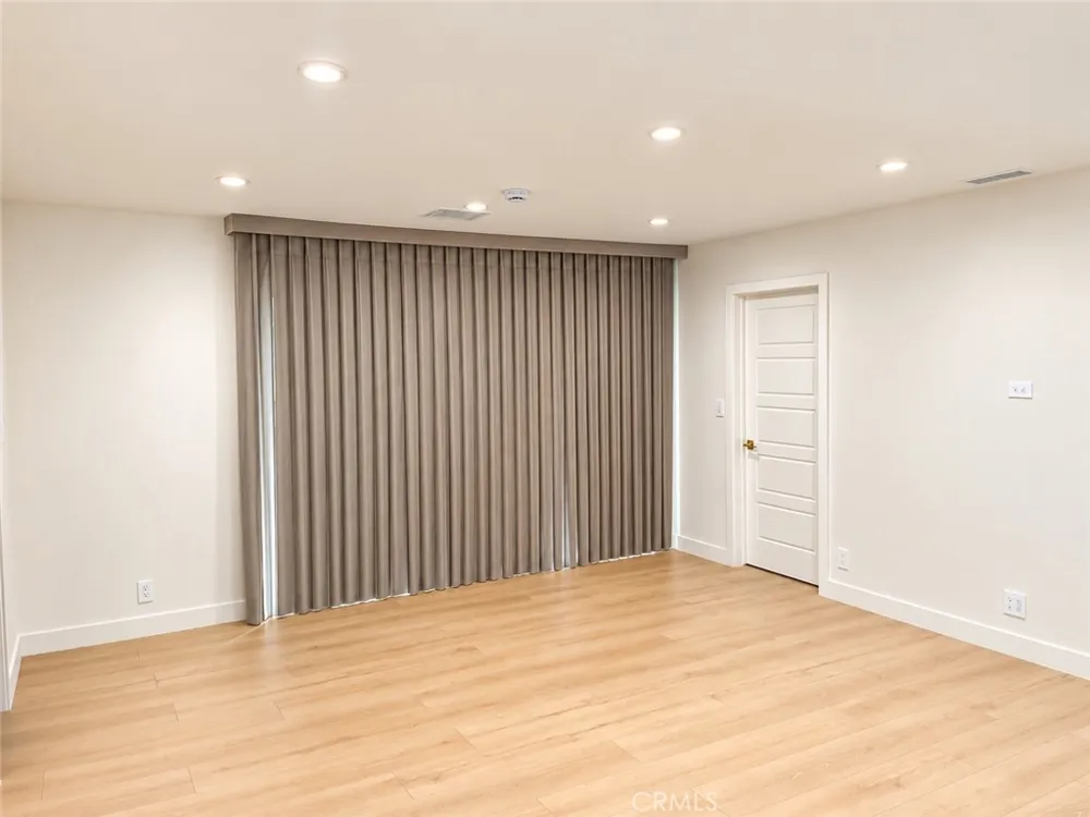 507 Bethany Burbank, CA 91504