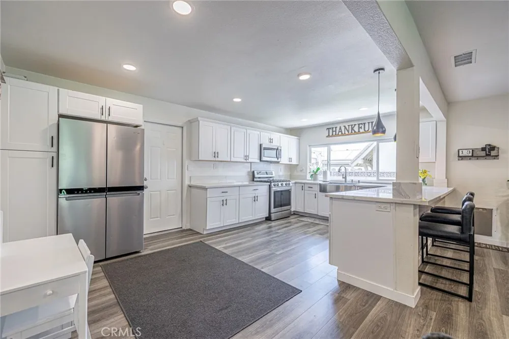 2575 Victoria Simi Valley, CA 93065