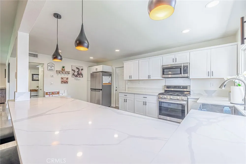 2575 Victoria Simi Valley, CA 93065